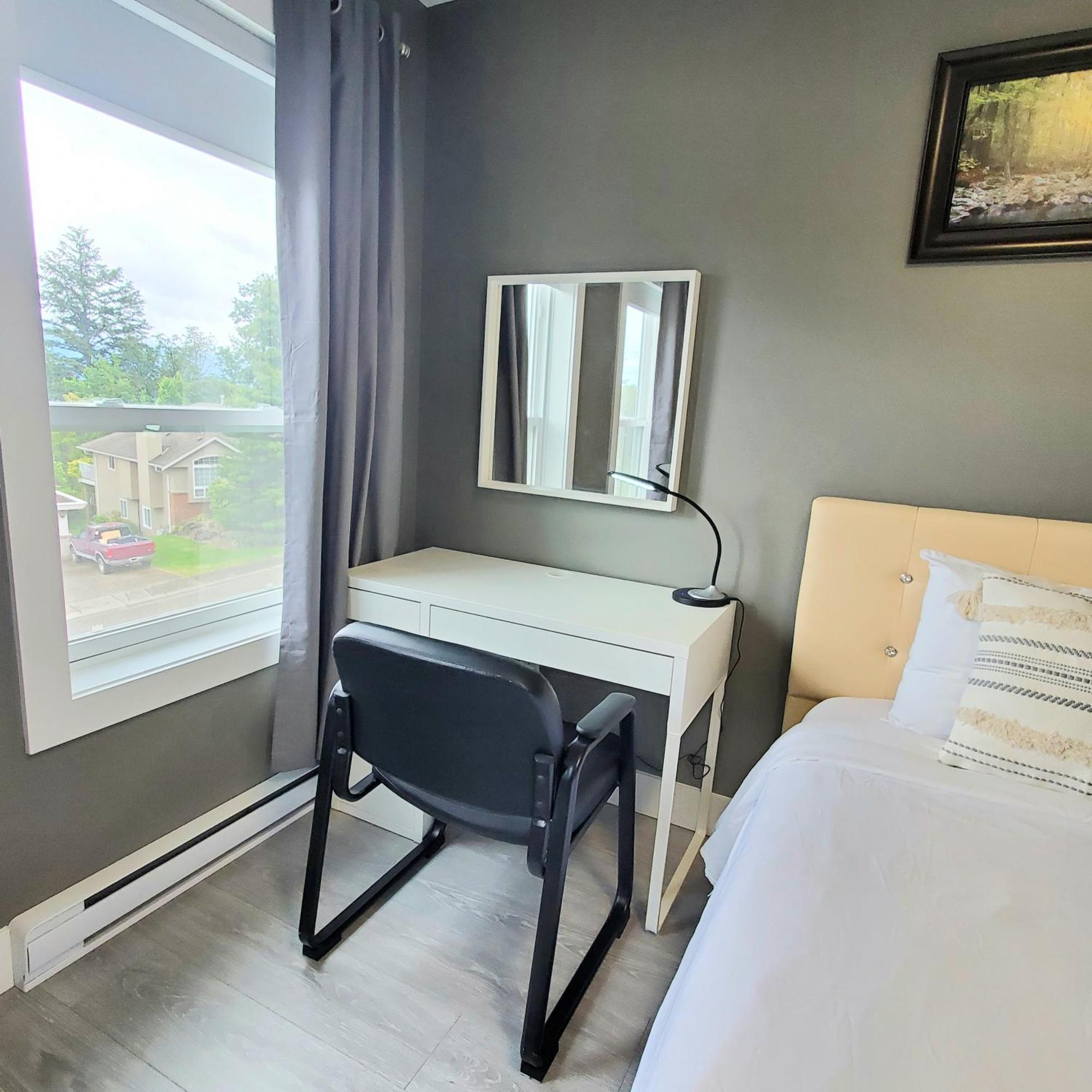 Mountain Retreat 3 Bedroom Garden House Near Heritage Park, Coliseum , Hwy 1, Fishing, Cultus Lake Chilliwack Exteriör bild